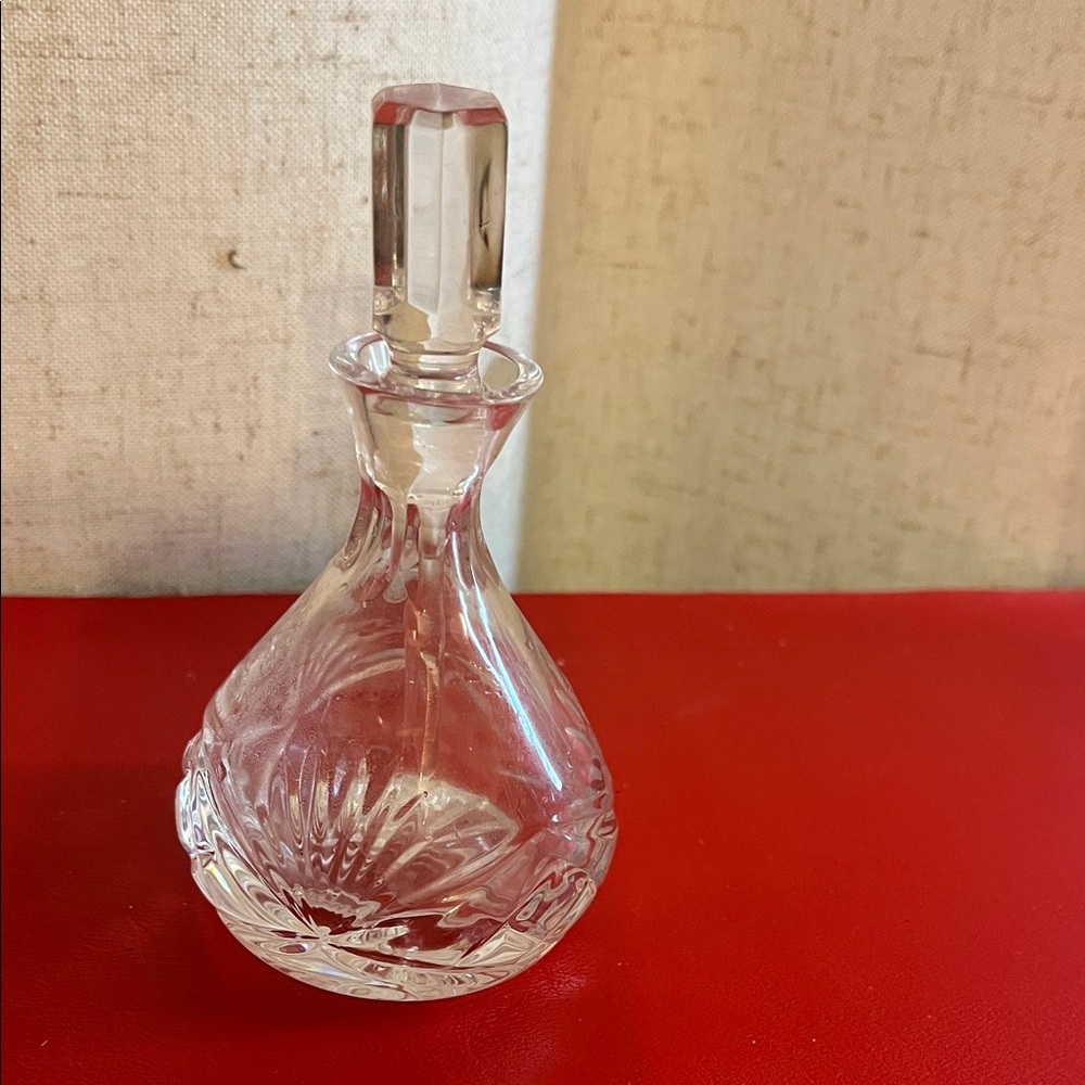 VTG Rogaska Lead Crystal Perfume Bottle With Stopper 4.5”H 2.5”D